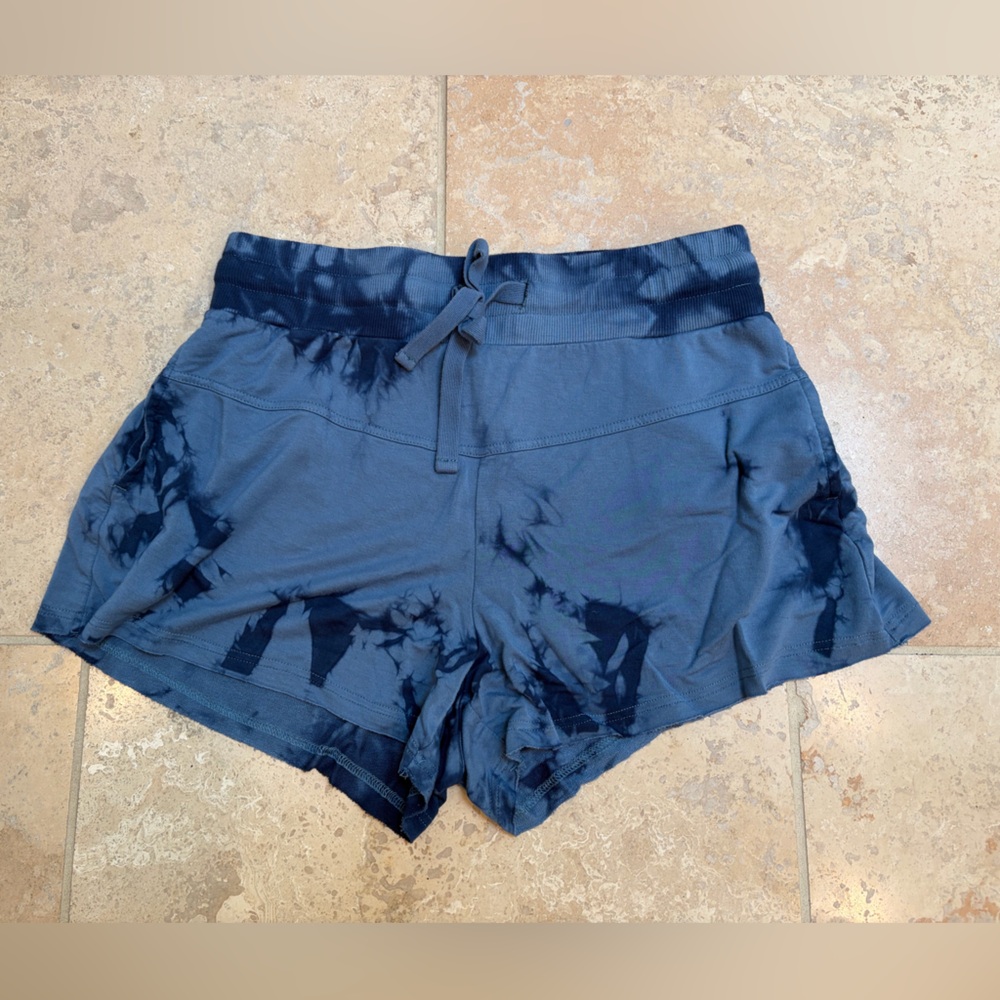 JoyLab Women's Navy Tie-Dye Shorts
